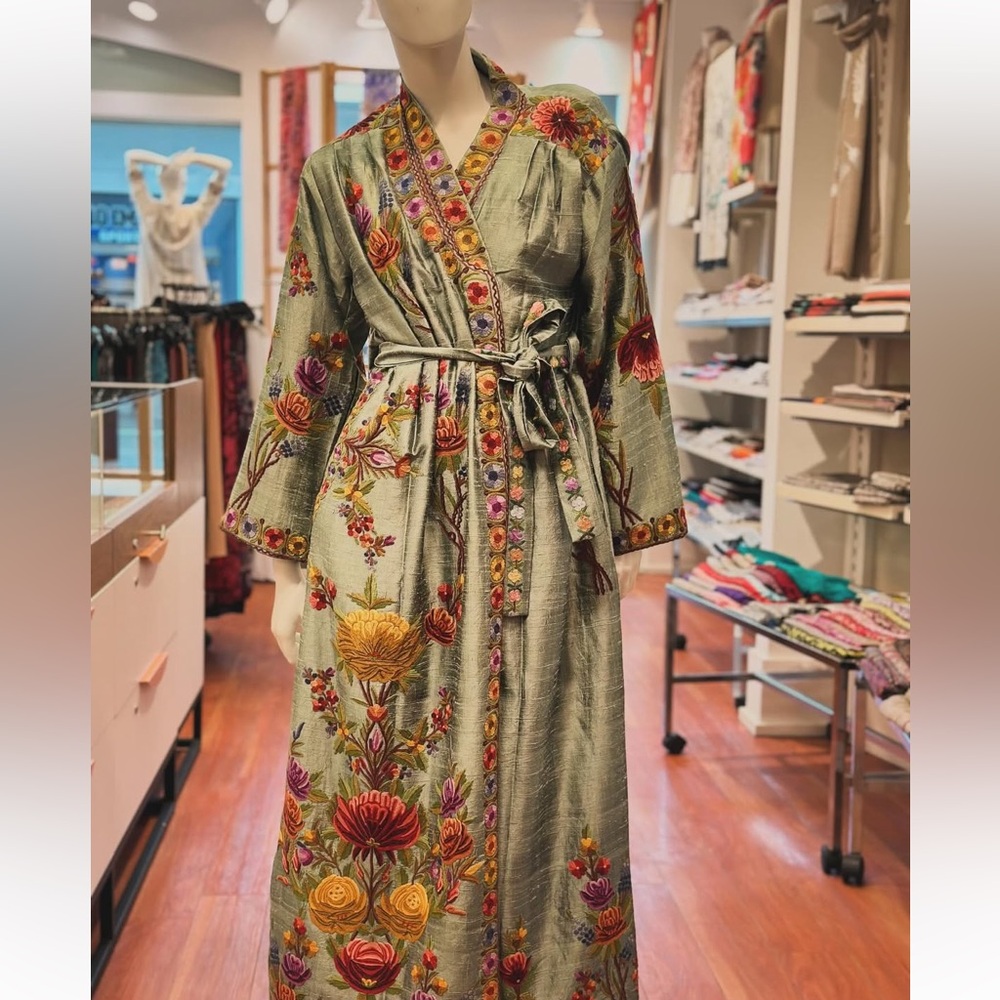 Kashmiri hand embroidered floral silk Kimono robe